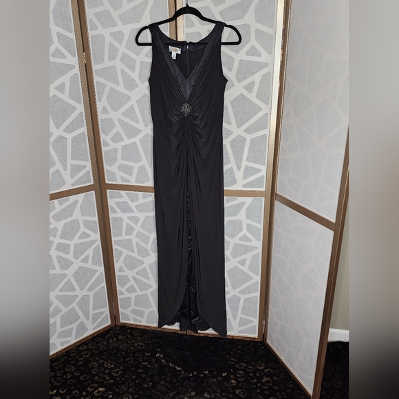 Talbots Ruched & Layered Gown | Size 12 - Picture 3 of 11